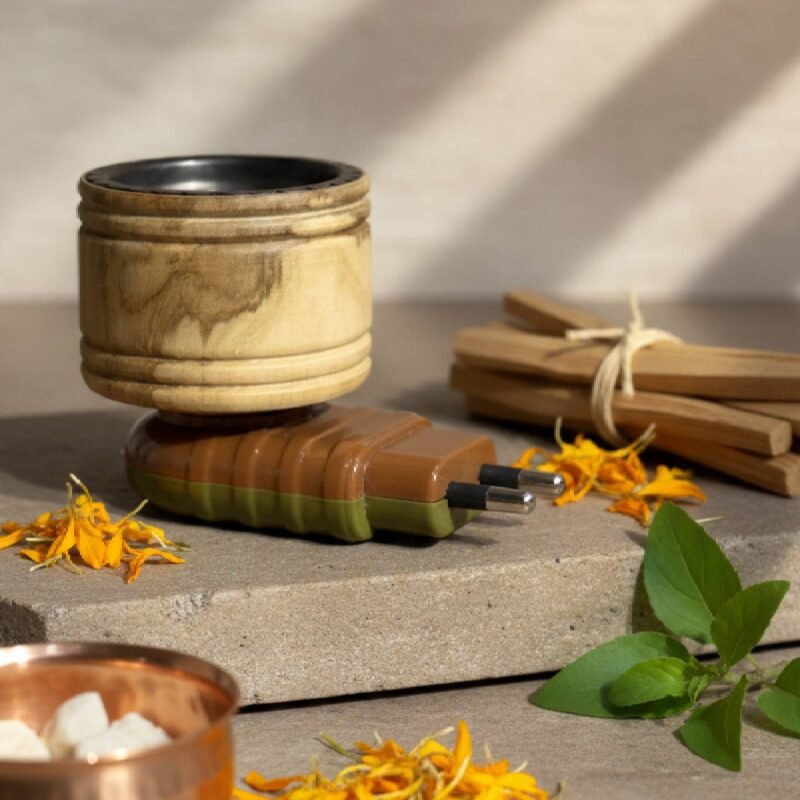 Kapoor Kapur Dani Camphor Karpuram Bakhoor Oud Aroma Oil Diffuser Incense Dhoop Burner Electrical Stand Machine for Home Fragrance Room Freshener